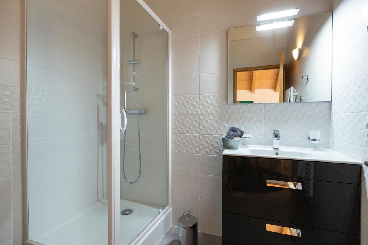 Terresens - Le Saphir Aparthotel Vaujany Ngoại thất bức ảnh